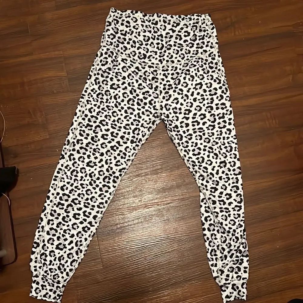 Leopard Sweatpants Maternity Joggers - Size Medium - Wonems Maternity Sweats